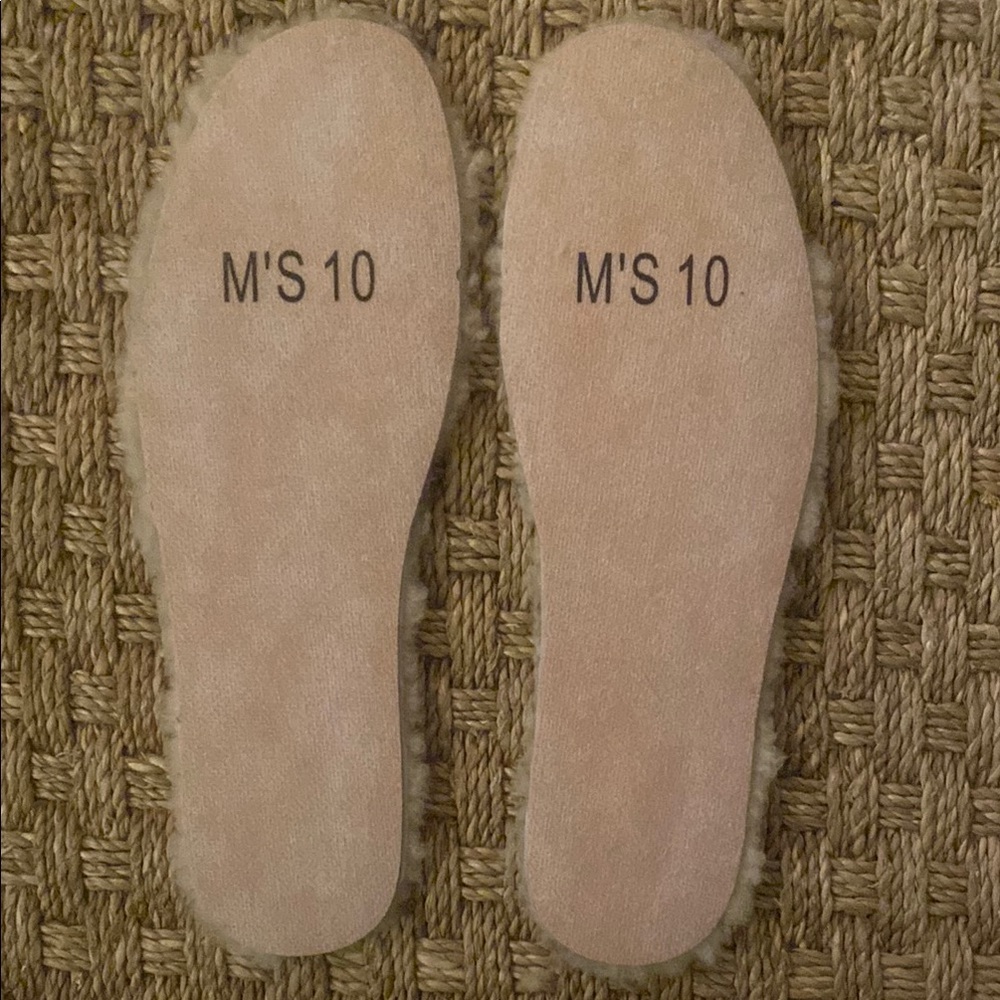 UGG Sheepskin Insoles in Cream - Picture 2 of 4